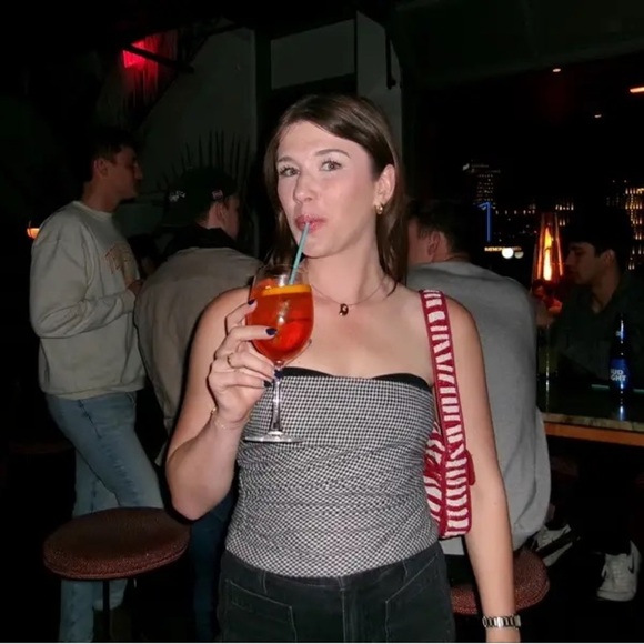 REFORMATION Haylee Top 6 - Picture 2 of 9